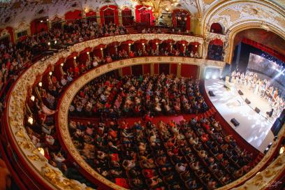 Spectacol - LA MULTI ANI DE SARBATORI!